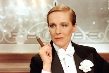 julieandrews-victorvictoria.jpeg